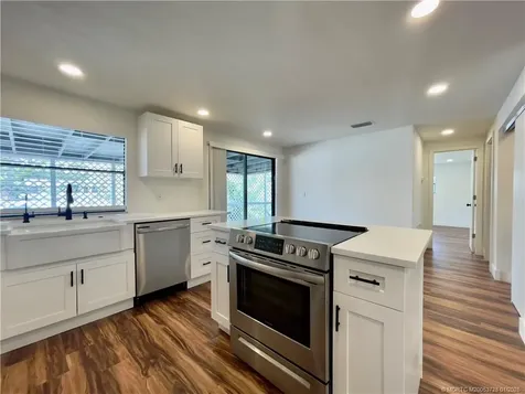 2555 Pga Boulevard Palm Beach Gardens FL 33410