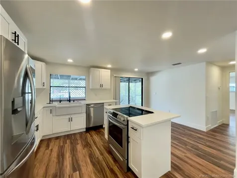 2555 Pga Boulevard Palm Beach Gardens FL 33410