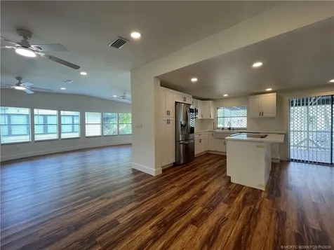 2555 Pga Boulevard Palm Beach Gardens FL 33410