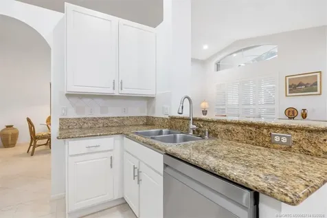 1052 SE Westminster Place Stuart FL 34997