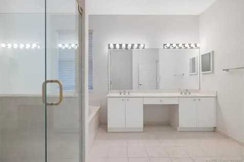 1052 SE Westminster Place Stuart FL 34997