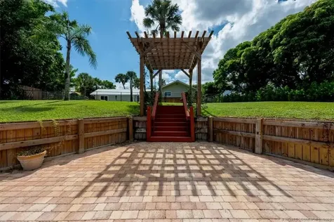 511 SE Krueger Parkway Stuart FL 34996