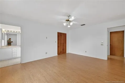 9496 SE Park Street Hobe Sound FL 33455