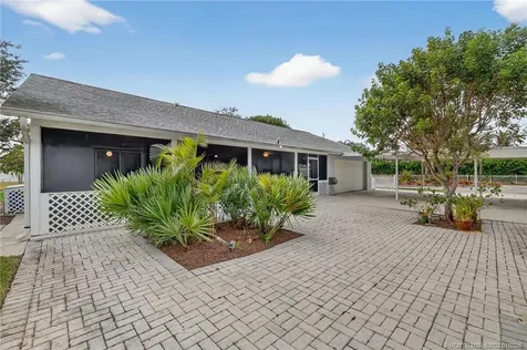 9496 SE Park Street Hobe Sound FL 33455