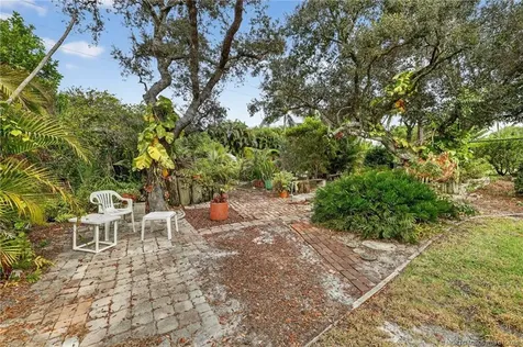 9496 SE Park Street Hobe Sound FL 33455