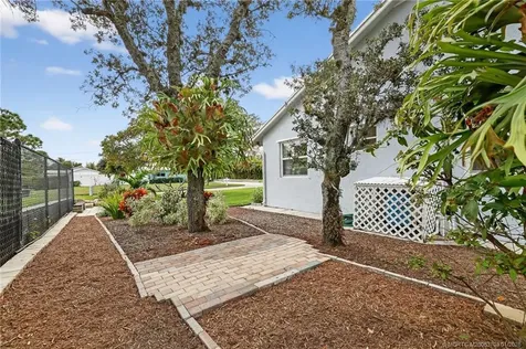 9496 SE Park Street Hobe Sound FL 33455