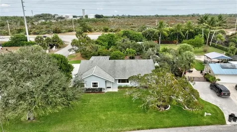 9496 SE Park Street Hobe Sound FL 33455