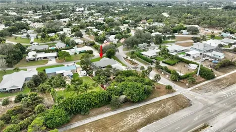 9496 SE Park Street Hobe Sound FL 33455