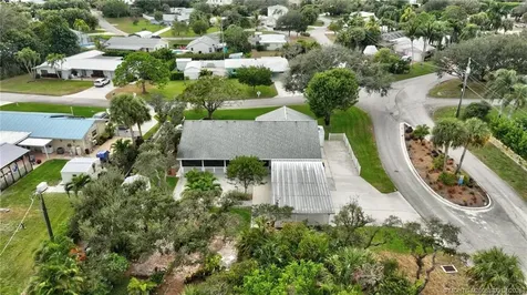 9496 SE Park Street Hobe Sound FL 33455