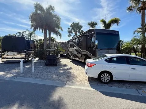 464 NW Sandtrap Lane Port St Lucie FL 34986
