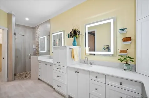 4 Lantana Lane Sewalls Point FL 34996