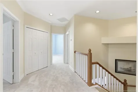 4 Lantana Lane Sewalls Point FL 34996