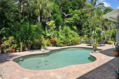 4 Lantana Lane Sewalls Point FL 34996