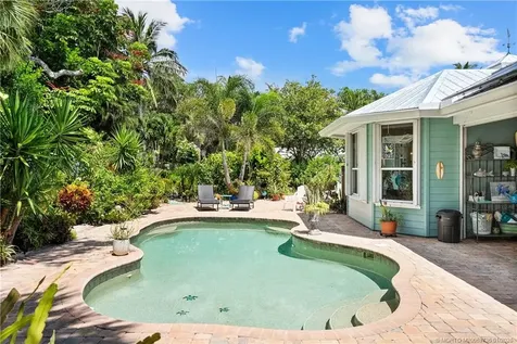 4 Lantana Lane Sewalls Point FL 34996