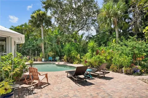 4 Lantana Lane Sewalls Point FL 34996