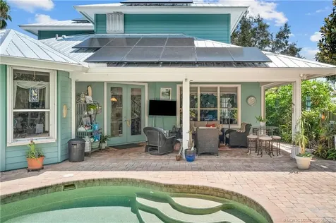 4 Lantana Lane Sewalls Point FL 34996