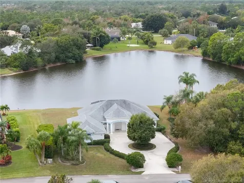 800 SE Waterside Way Stuart FL 34997