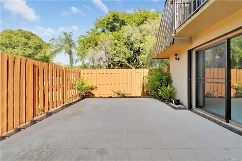 5662 SE Windsong Lane Stuart FL 34997