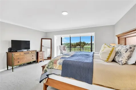 5556 NE Gulfstream Way Hutchinson Island FL 34996