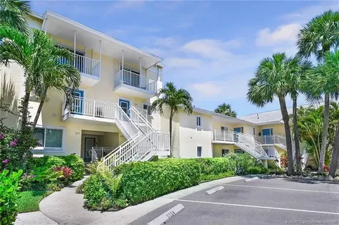 5556 NE Gulfstream Way Hutchinson Island FL 34996