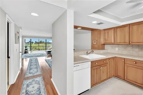 5556 NE Gulfstream Way Hutchinson Island FL 34996