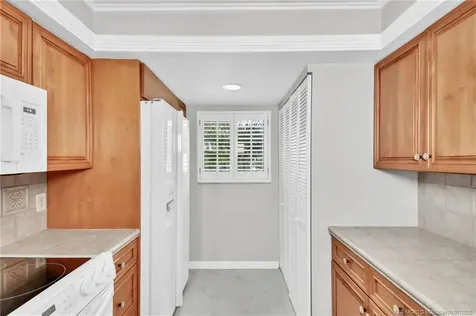 5556 NE Gulfstream Way Hutchinson Island FL 34996