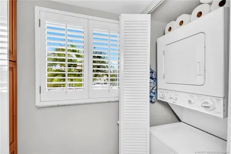 5556 NE Gulfstream Way Hutchinson Island FL 34996