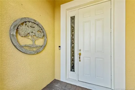 6196 NW Cullen Way Port St Lucie FL 34983