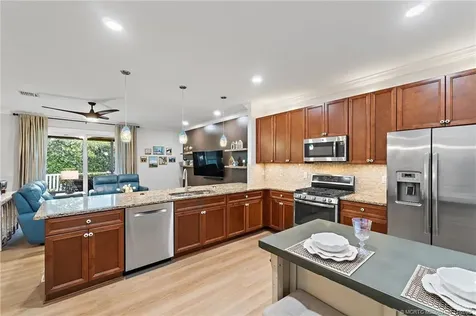 6196 NW Cullen Way Port St Lucie FL 34983