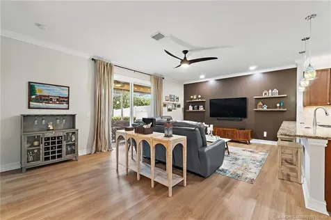 6196 NW Cullen Way Port St Lucie FL 34983