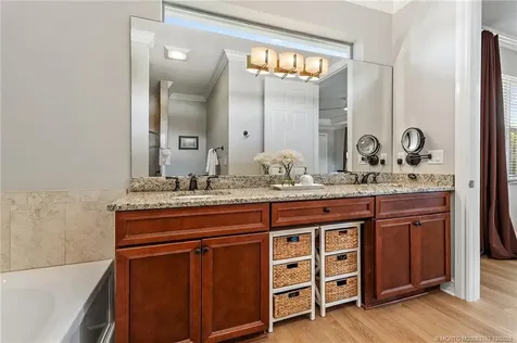 6196 NW Cullen Way Port St Lucie FL 34983