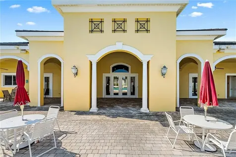 6196 NW Cullen Way Port St Lucie FL 34983