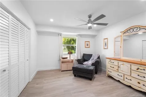 372 SE Oakridge Drive Port St Lucie FL 34984