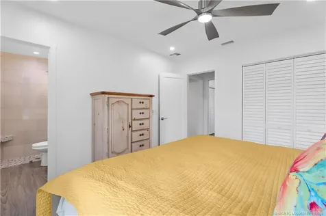 372 SE Oakridge Drive Port St Lucie FL 34984