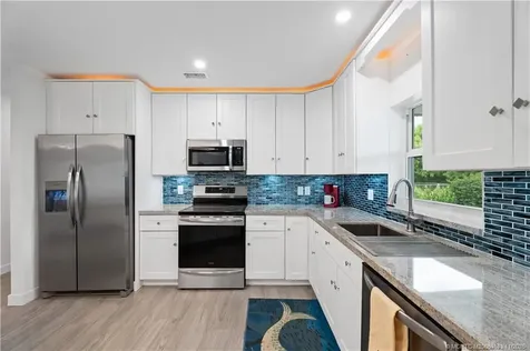 372 SE Oakridge Drive Port St Lucie FL 34984