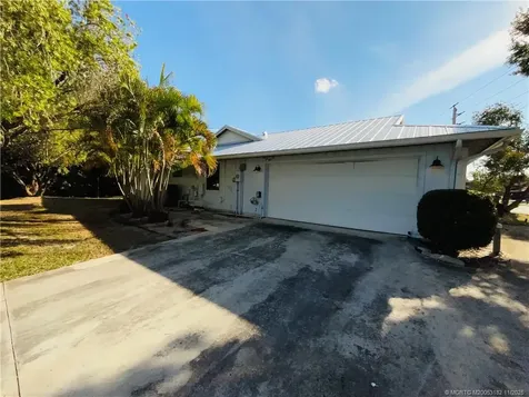 2041 SE Floresta Drive Port St Lucie FL 34984