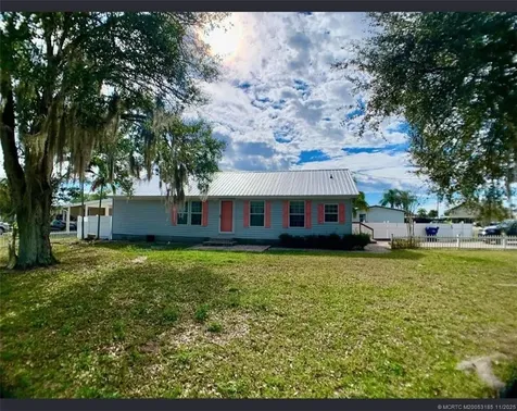 1023 Elm Street Okeechobee FL 34974