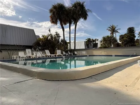 3828 SE Jefferson Street Stuart FL 34997