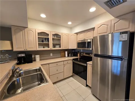 5564 NE Gulfstream Way Stuart FL 34996