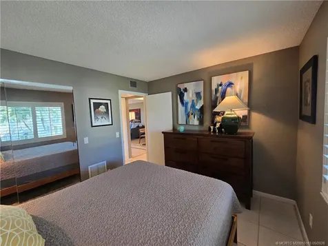 5564 NE Gulfstream Way Stuart FL 34996