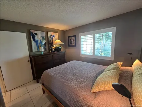 5564 NE Gulfstream Way Stuart FL 34996
