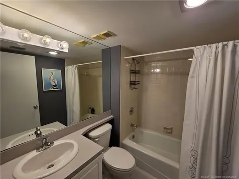 5564 NE Gulfstream Way Stuart FL 34996