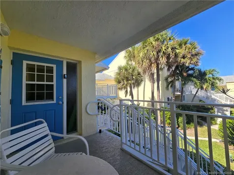 5564 NE Gulfstream Way Stuart FL 34996