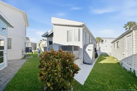 181 Nettles Boulevard Jensen Beach FL 34957