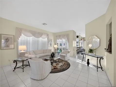 618 SW Lake Charles Circle Port St Lucie FL 34986