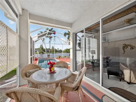 618 SW Lake Charles Circle Port St Lucie FL 34986