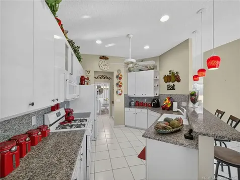 618 SW Lake Charles Circle Port St Lucie FL 34986