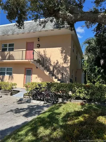 2950 SE Ocean Boulevard Stuart FL 34996