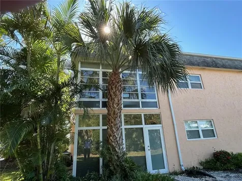 2950 SE Ocean Boulevard Stuart FL 34996