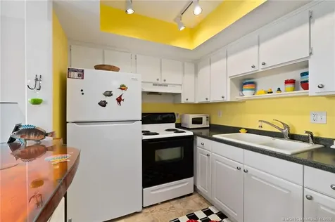 2929 SE Ocean Boulevard Stuart FL 34996